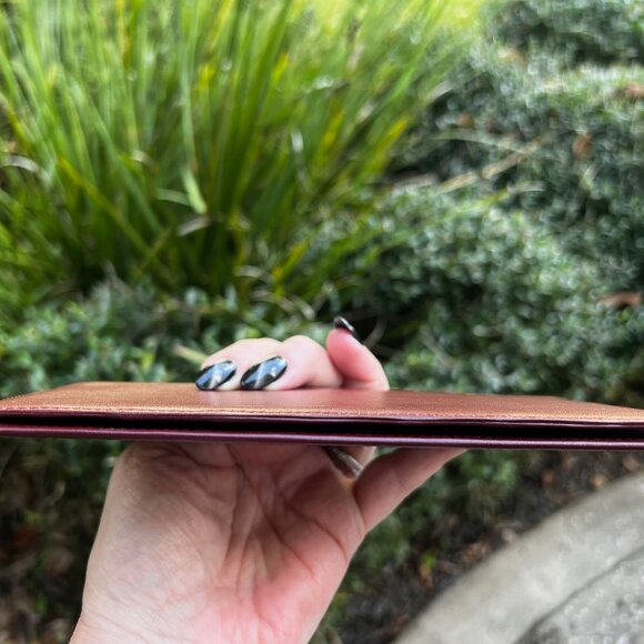 Cartier Les Must Bordeaux Leather Passport Wallet Embossed Logo, Gold Corners - Picture 2 of 11